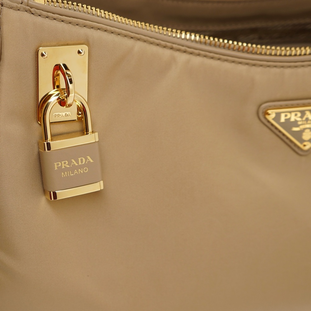 Prada Aimeé Shoulder Bag Re-Nylon And Leather With Padlock 1BC232 New - Picture 7 of 7